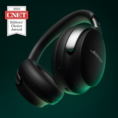 Bose headphones with 2023 CNET Editors' Choice Award